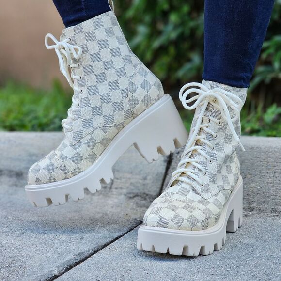 Womens Checkered Lace Up Block Heel Boots - Picture 1 of 6